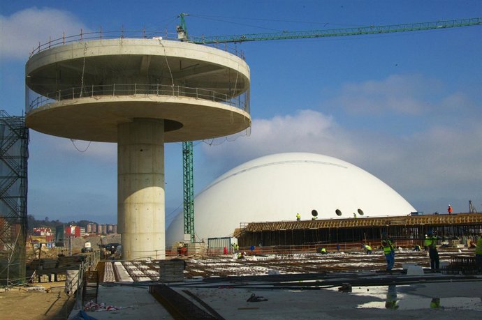 Estado De Las Obras Del Niemeyer.