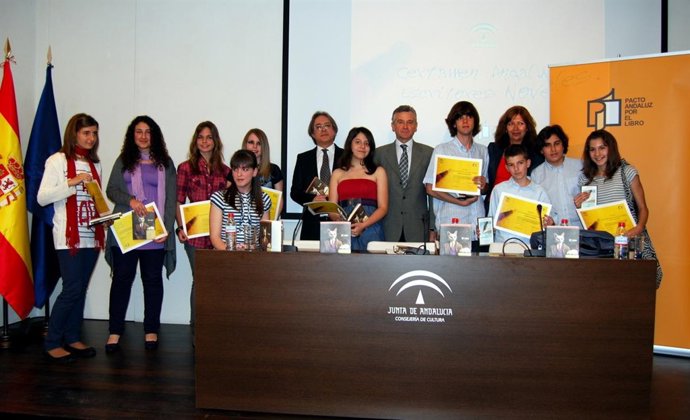 Los Jóvenes Premiados, Con El Consejero