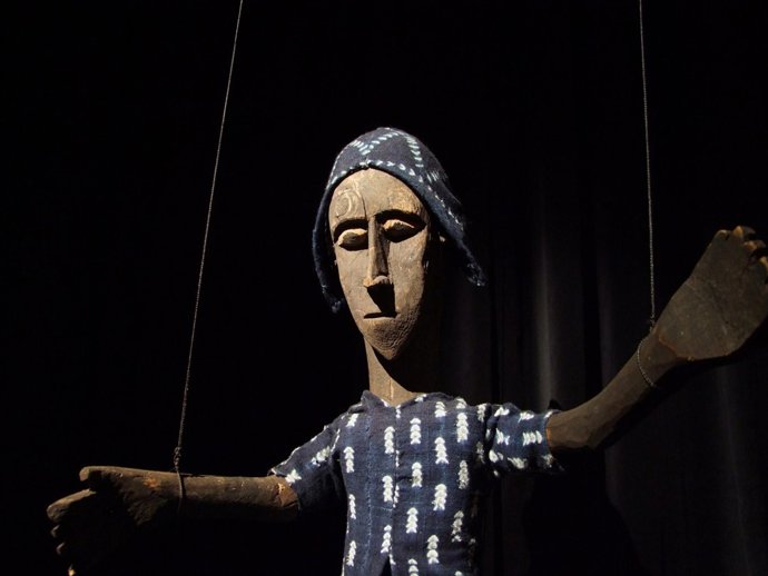 Exposición 'Marionetas De Mali' En El Cas