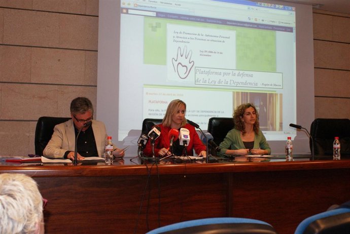 Presentación De La La Plataforma Por La Ley De Dependencia De La Región De Murci
