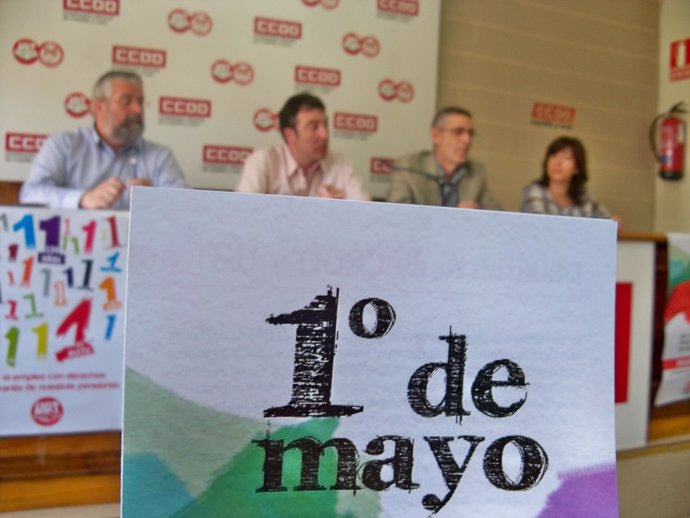 Hernández Y Prieto, Durante La Presentación De Los Actos Del 1º De Mayo