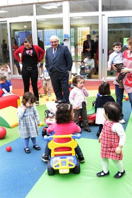 Areces En La Nueva Escuela De 0 A 3 Del Quirinal.