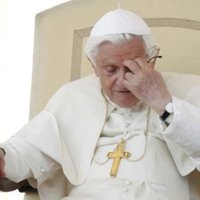 El Papa pide la "completa eliminación" de las armas nucleares 