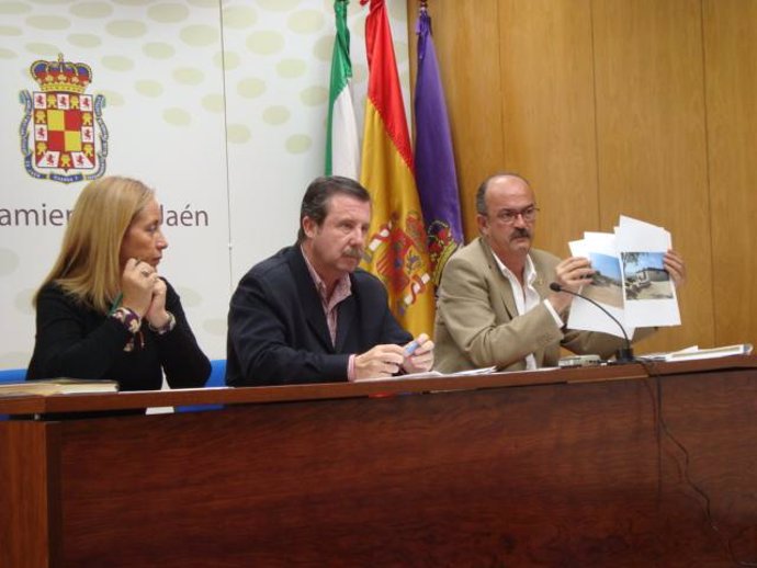 Los Concejales Del PP Álvarez, García Anguita Y Segovia 