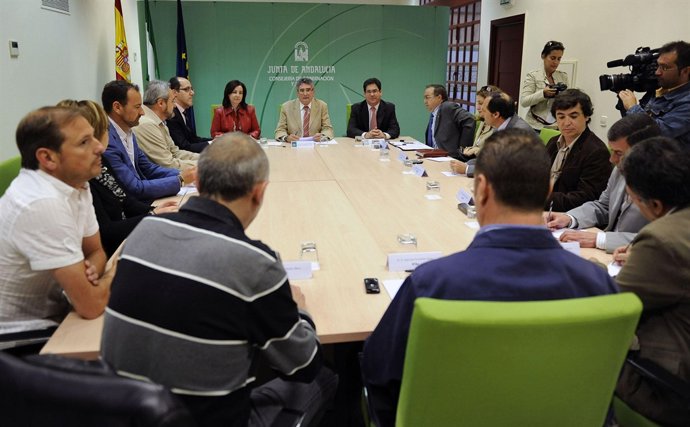 Reunión Junta-Sindicatos