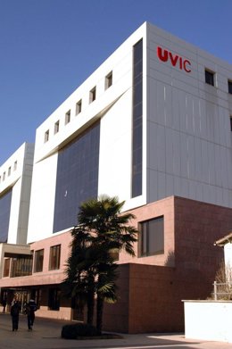 La Uvic Remodela Sus Accesos