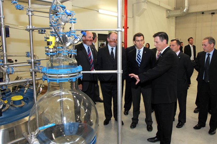 Alberto Núñez Feijóo Inaugura La Planta En Forcarei De ABCR Labs.