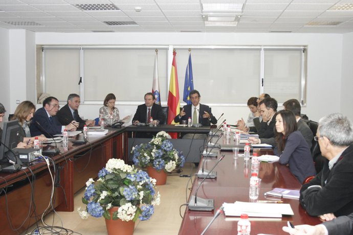 Un Momento De La Reunión