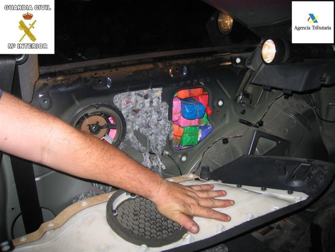 Habitáculo Habilitado Para Ocultar Estupefacientes.