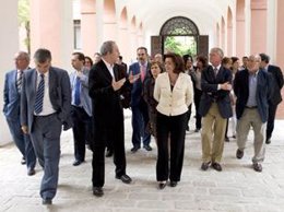 Mar Moreno Y Guillermo Vázquez Consuegra Recorren Con Los Medios El Palacio De S