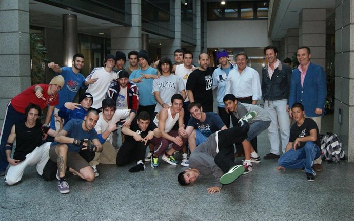 Break Dancer Y Zoido