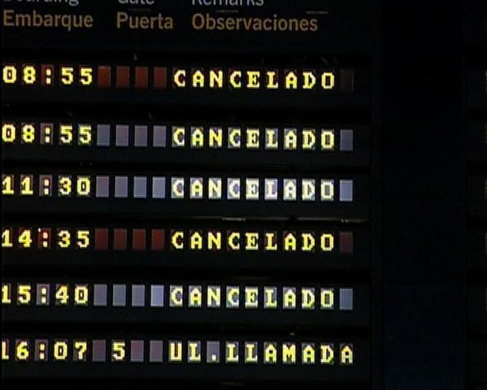 Panel De Información Con Vuelos Cancelados