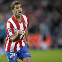 Fútbol/Europa League.- Simao: "La final está al cincuenta por ciento, pero quiero ganarla" 