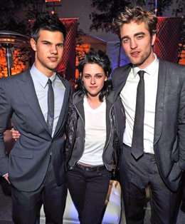 Taylor Lautner, Kristen Stewart Y Robert Pattinson