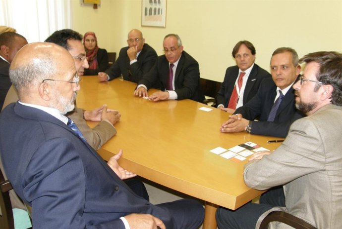 Un Instante De La Reubión.