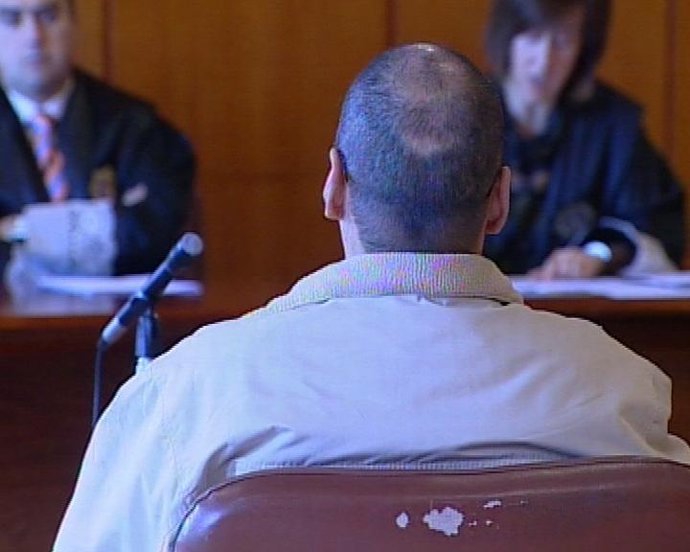 juicio sobre la violacion de una menor en Santander R