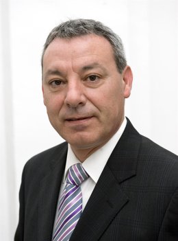 El Consejero Andaluz De Educación, Francisco Álvarez De La Chica