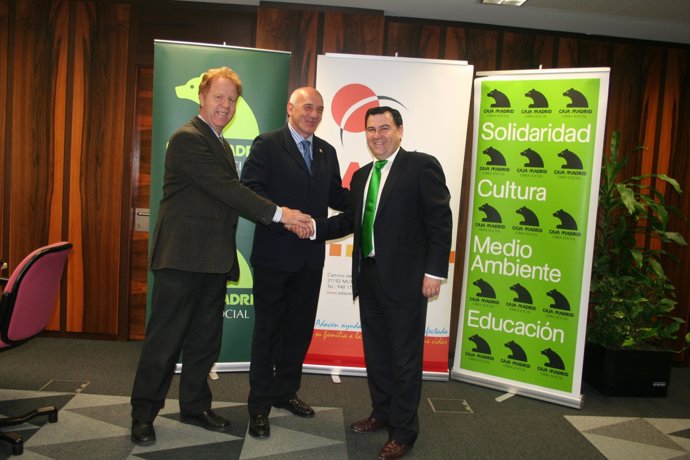 Firma Del Convenio Entre Adacen Y Caja Madrid.