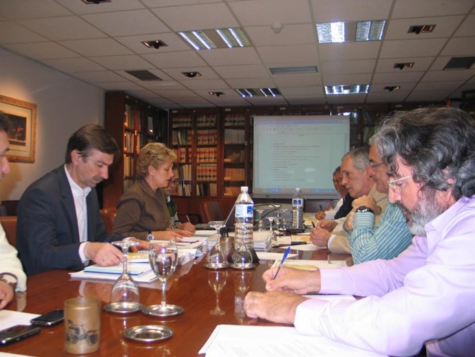 Reunión De La Junta Con Los Marisqueros