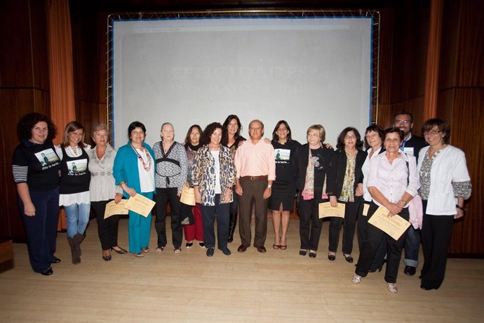 El Hospital Universitario Ntra. Sra. De Candelaria Celebra Con Sus Profesionales
