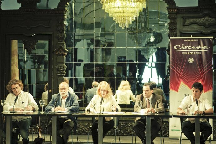 Presentación Del Festival De Circo De Sevilla, Circada