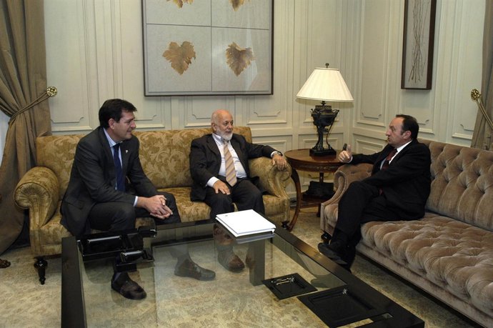 García-Carrión Con Sanz Y Nagore