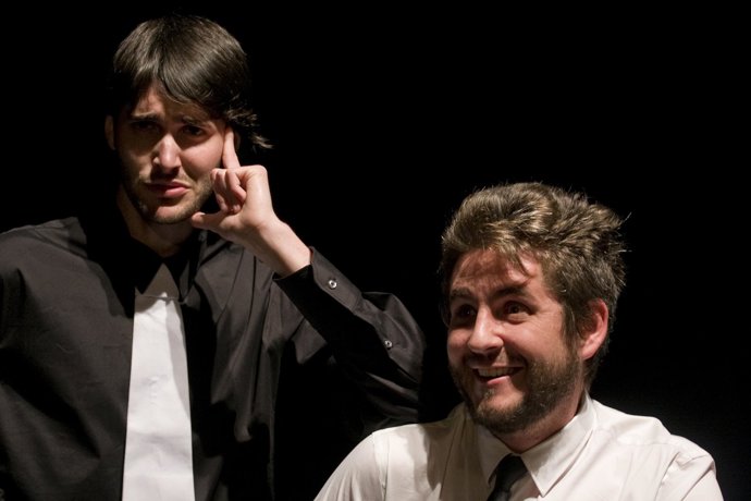 Los Actores Daniel García Altadill Y Juan Carlos Valladares.