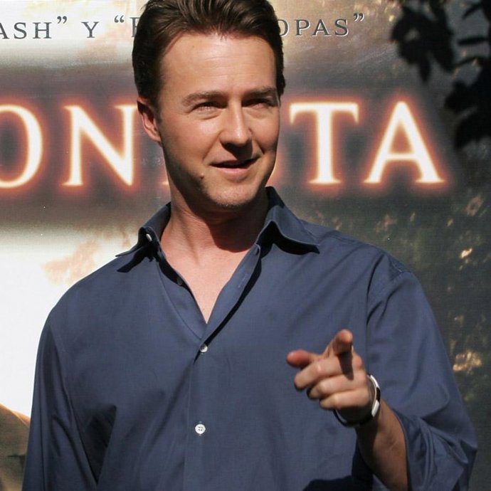 Edward Norton lanza una original web solidaria