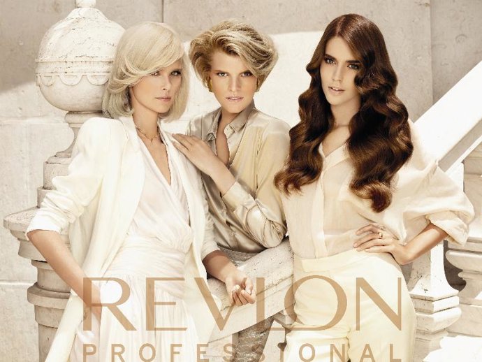 Imagen de varios tipos de mujer Revlon.