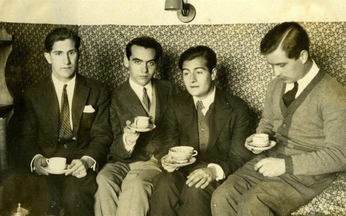 José Bello, Federico García Lorca, Juan Centeno Y Louis Eaton-Daniel En Una Habi