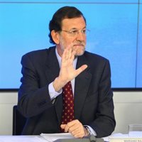 Rajoy reúne a sus 'barones' para perfilar respuesta al plan de ajuste