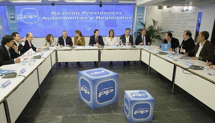 La Reunión Se Ha Realizado A Puerta Cerrada