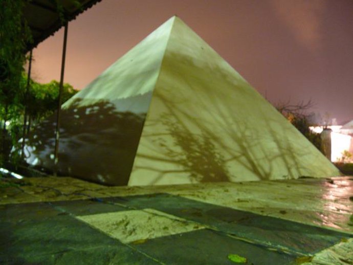 La Pirámide De La Cañada