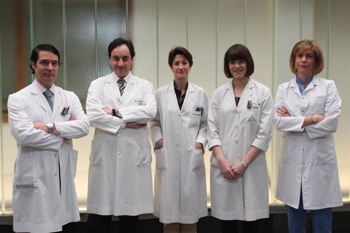 Equipo Médico De La Investigación.