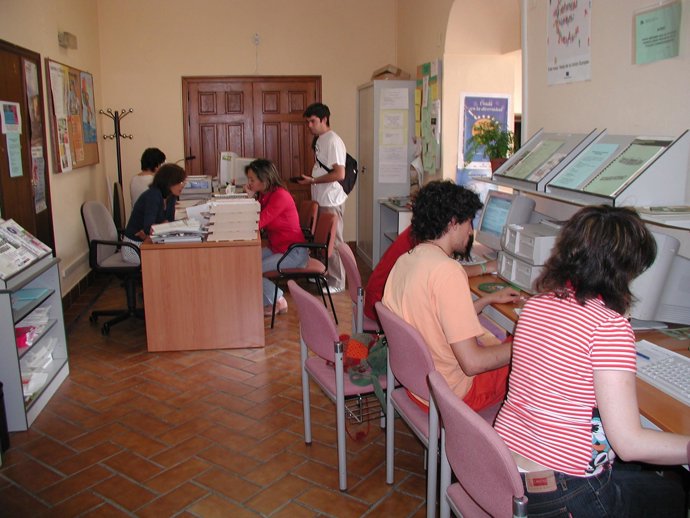 Imagen Del Centro De Información Juvenil