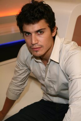 El Actor Álex González 
