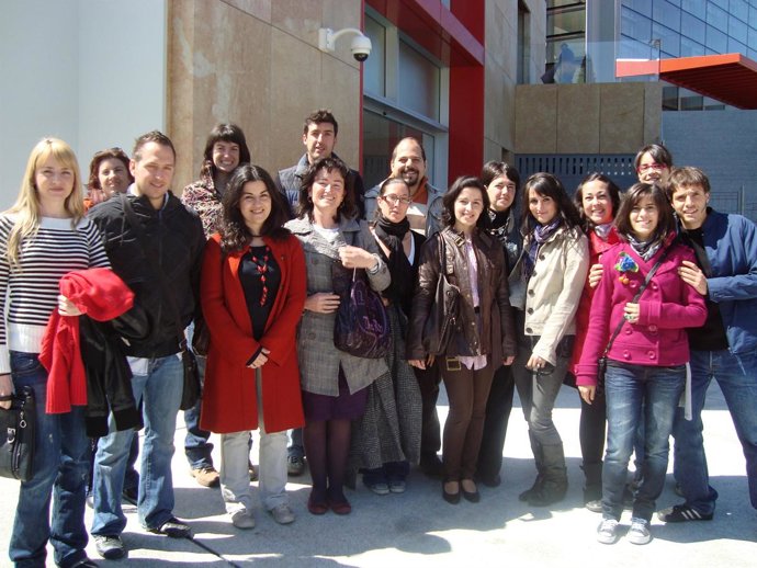 Los Guías De Atapuerca, En Su Visita Al Cenieh.