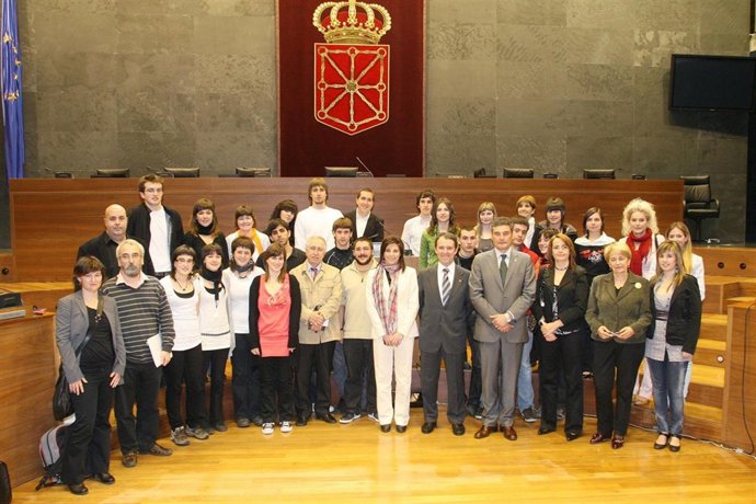 Los Cuatro Equipos Finalistas Posan Junto A Las Autoridades.