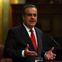 Corbacho admite que los pensionistas tendrán que hacer algún sacrificio