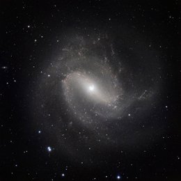 La 'hermana pequeña' de la Vía Láctea, la galaxia 'Messier 83'