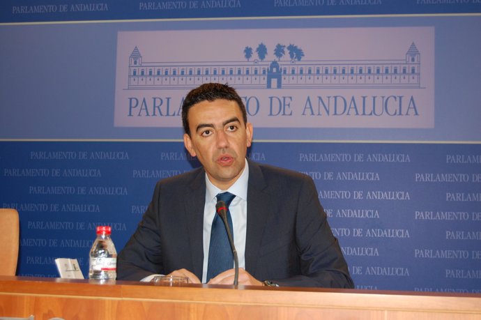 Mario Jiménez, En Rueda De Prensa