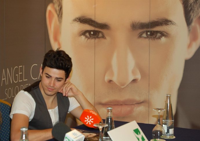 Ángel Capel En La Presentación De Su Primer Disco En Almería 