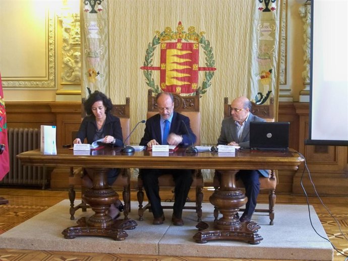 Cantalapiedra, León De La Riva Y Gerardo García