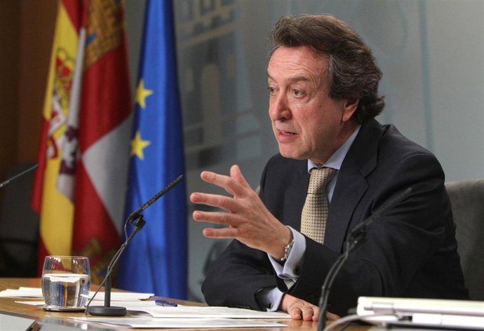 De Santiago-Juárez Durante La Rueda De Prensa Del Consejo De Gobierno.