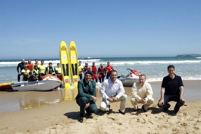 Autoridades Y Algunos De Los Participantes