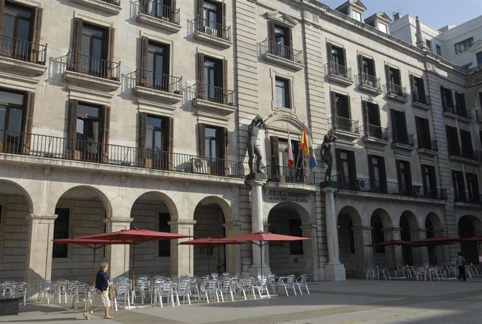 Sede Principal De Caja Cantabria