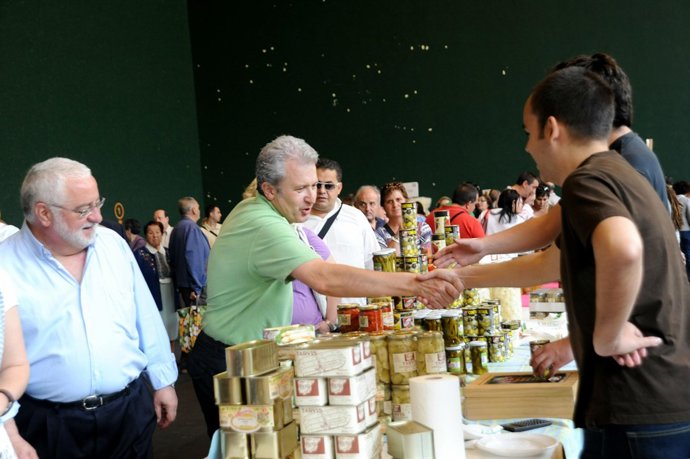 Los Consejeros Visitaron Los Diferentes Puestos Del Mercado