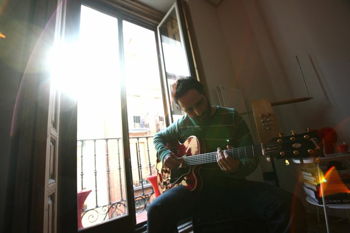 El Cantautor Uruguayo Jorge Drexler