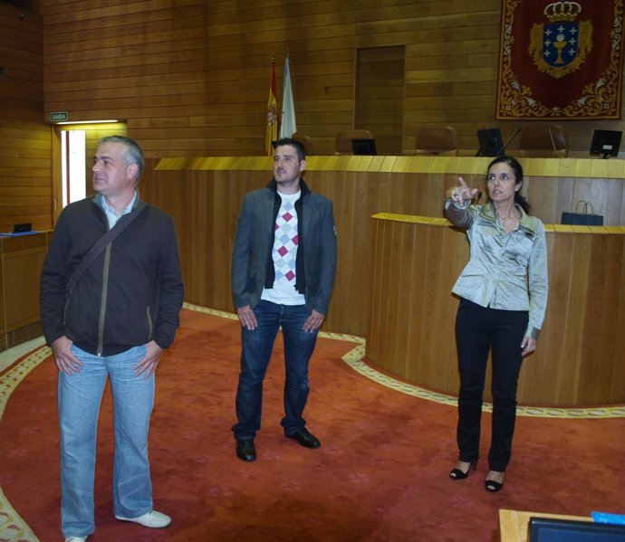 Cal Visita El Parlamento Gallego