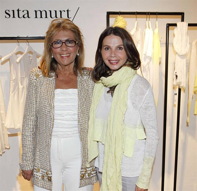 Sita Murt y Victoria Abril